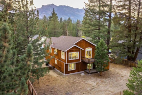 Blitzen by AvantStay Pet-Friendly Tahoe Retreat Near Heavenly Ski Resort